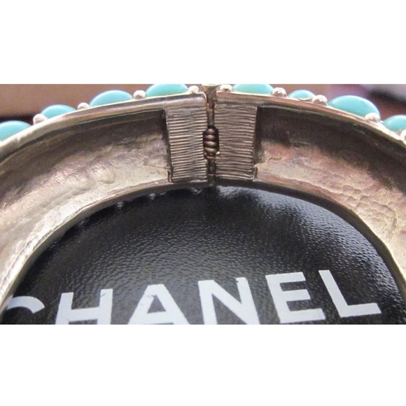 SOLD- Host Pick- CHANEL 08C Runway Lion Cuff Bracelet NIB - Picture 7 of 7